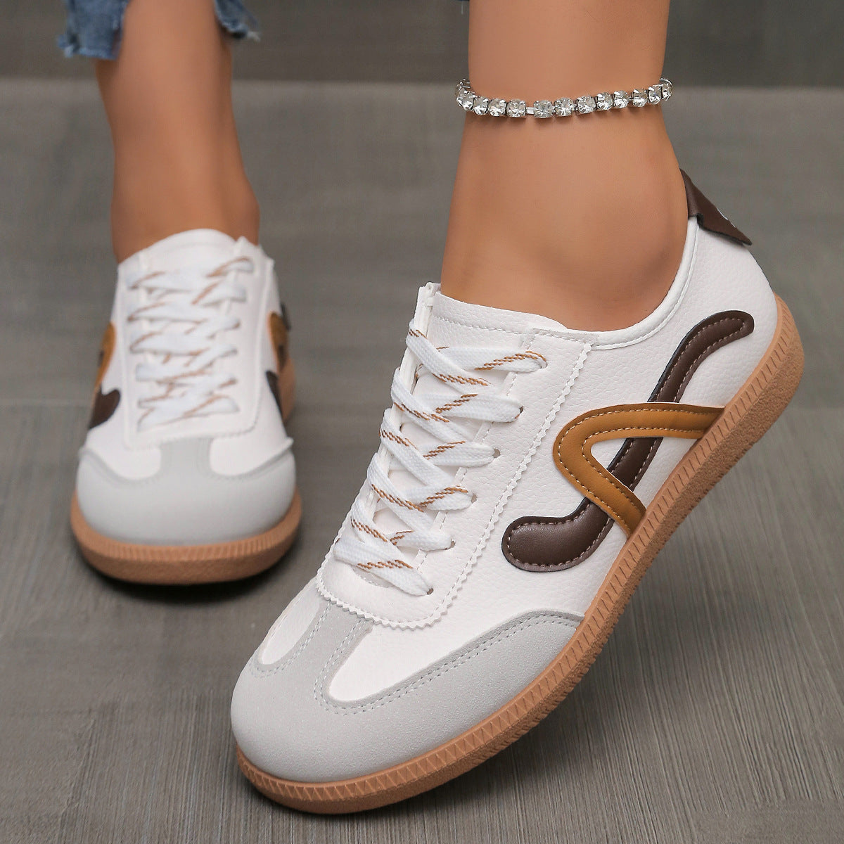 Chic White Sneakers with Colorful Accents German Training Women's Flat Retro Casual Sports Skate Shoes