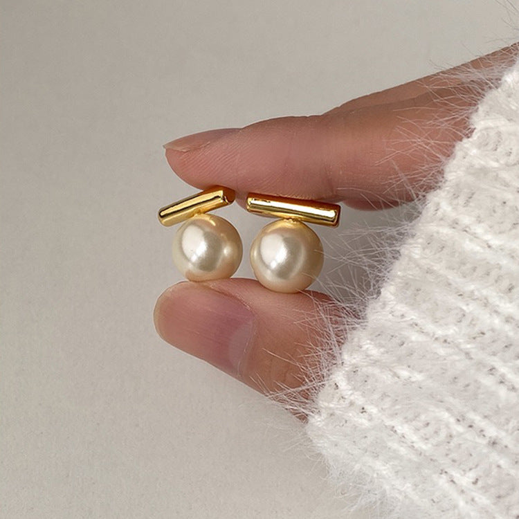 Minimalist Pearl & Bar Drop Earrings | Chic Everyday Jewelry Women's Metal Pearl Stud Earrings