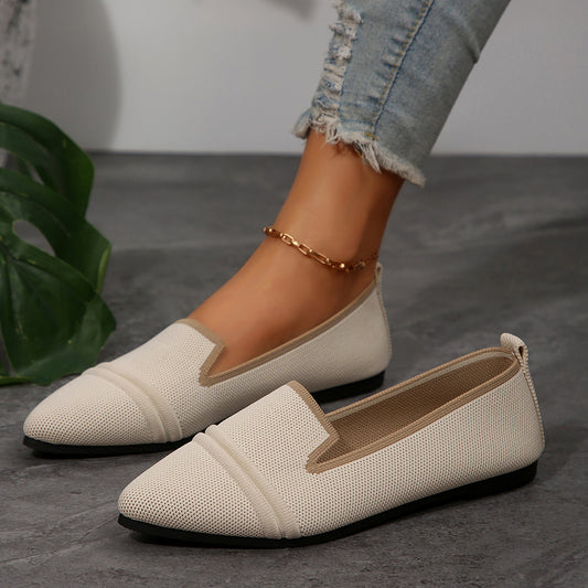Versatile Fashion Commuter Shoes with V-Cut Design Flats Female Pointed-toe Fashion Leisure Slip On Pumps