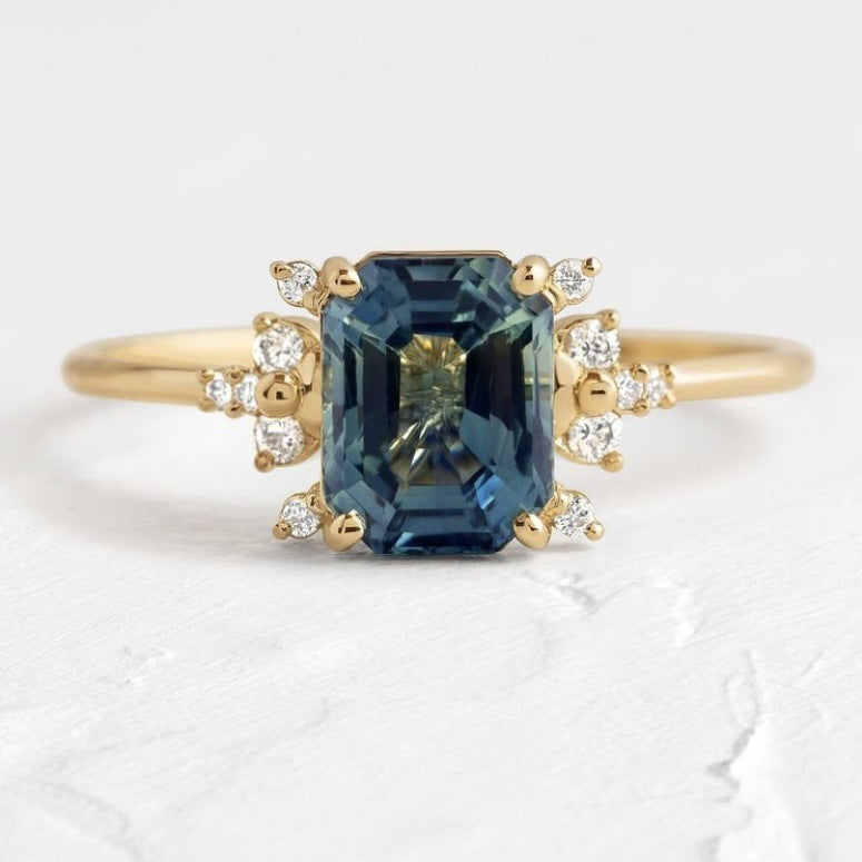 Luxurious Emerald Cut Sapphire Blue Gemstone Ring with Crystal Accents Simple Fashionable Dark Blue Zircon Ring Ornament