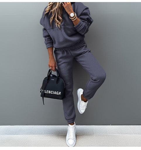 Chic Street Lounge Set – Cozy Meets Couture Women's New Hooded Sweatshirt Sports Suit
