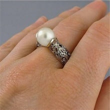 Elegant Pearl & Filigree Statement Ring Inlaid Imported Artificial ABS Pearl Ring