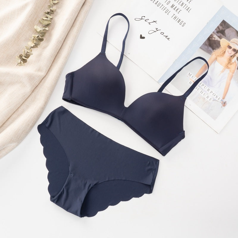 Invisible Edge Hipster Briefs Soft Stretch Seamless Low Rise Briefs Fashion Seamless Gather Girls Bra Set