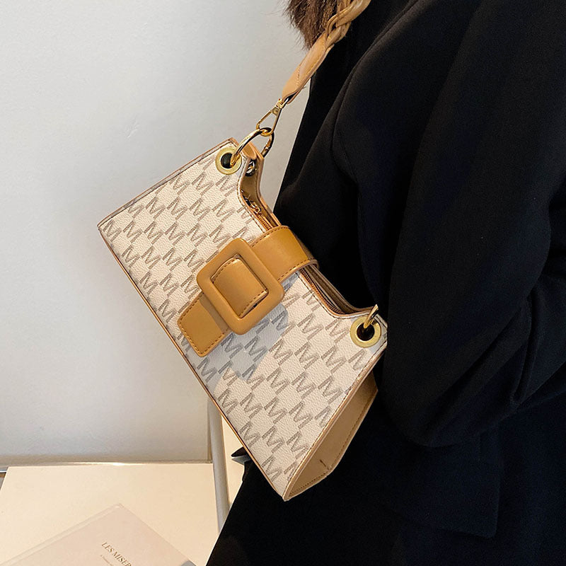 Fashionable Armpit Bag In Autumn And Winter