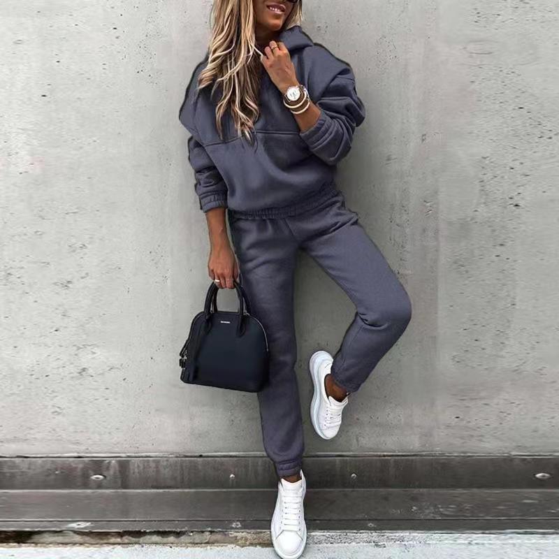 Chic Street Lounge Set – Cozy Meets Couture Women's New Hooded Sweatshirt Sports Suit