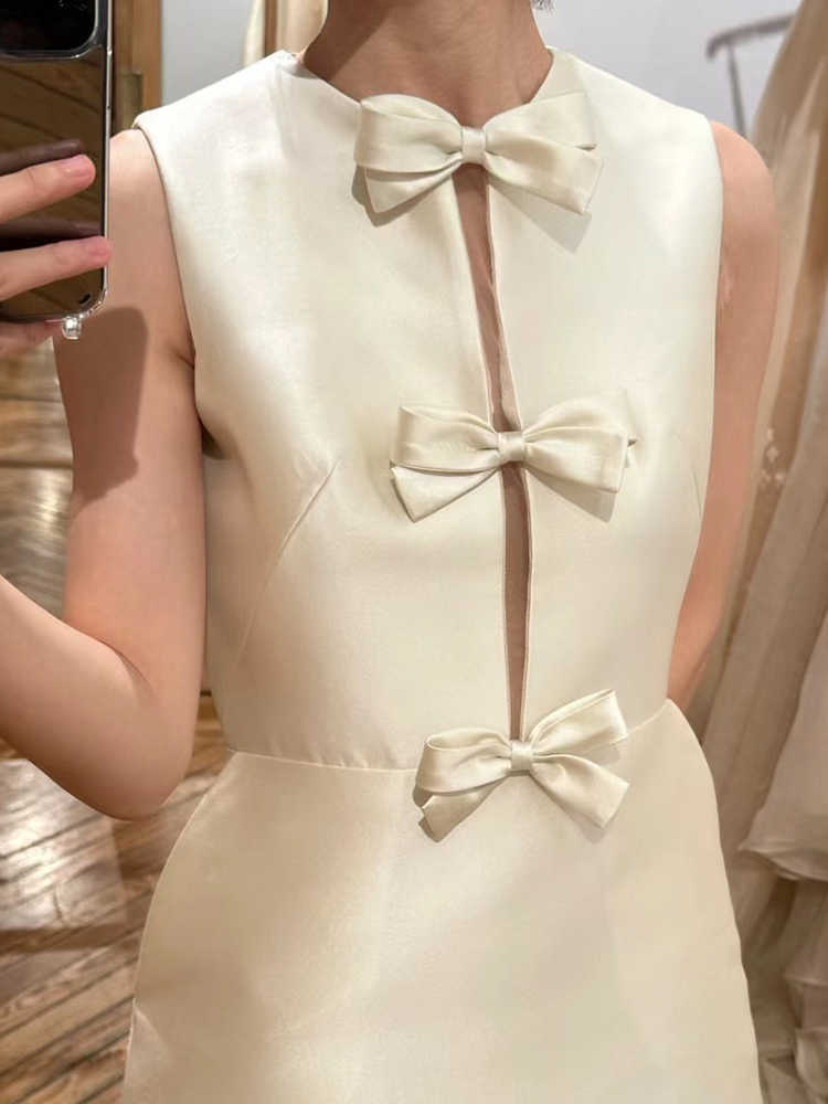 Cute & Stylish Sleeveless A-Line Dress with Unique Front Design Light Wedding Dress Satin Bride Engagement Gown Dress