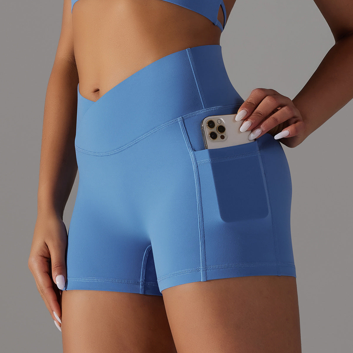 Sculpted Scrunch Shorts – Curve-Enhancing Fit with Pockets Yoga Shorts With Phone Pocket Design Fitness Sports Pants For Women Clothing