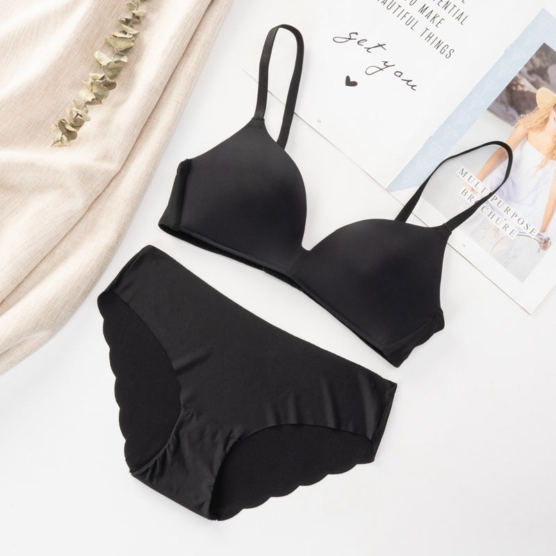 Invisible Edge Hipster Briefs Soft Stretch Seamless Low Rise Briefs Fashion Seamless Gather Girls Bra Set