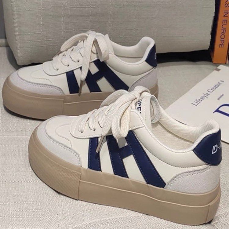 Autumn Thick Bottom Retro Fashion Sports Casual Shoes For Women's