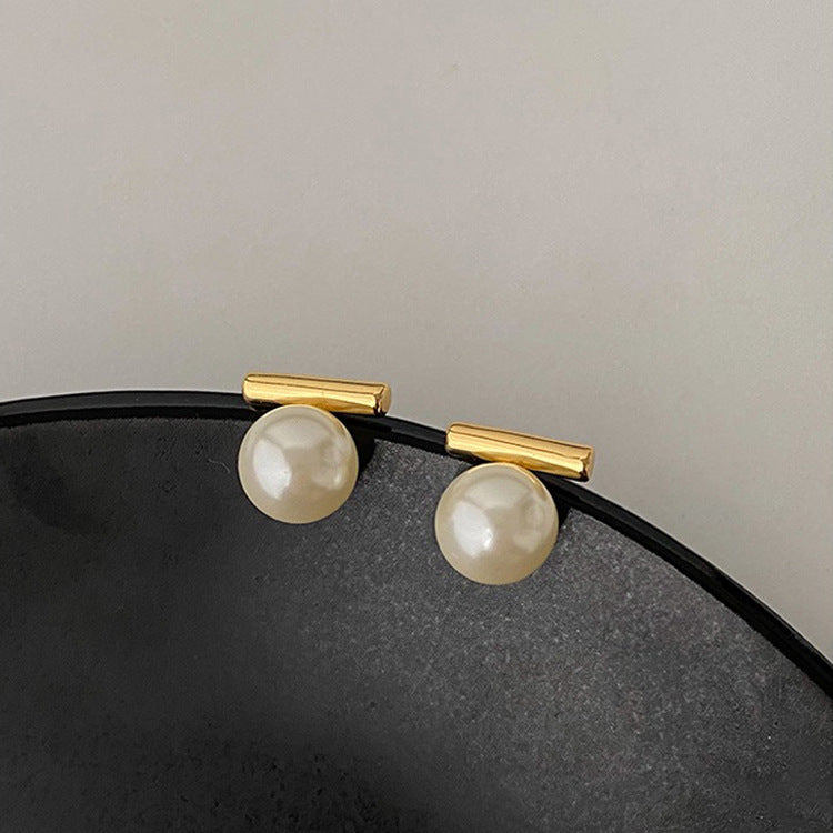 Minimalist Pearl & Bar Drop Earrings | Chic Everyday Jewelry Women's Metal Pearl Stud Earrings