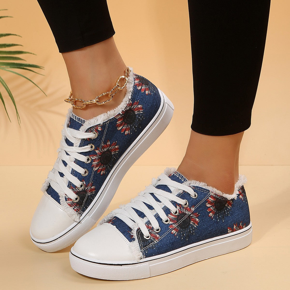 Floral Print Canvas Sneakers Casual Flat Canvas Shoes Flowers Lace-up Flowers Print Loafers Women Walking Shoes