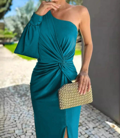 Diagonal Shoulder Knot Split Solid Color Slim Fit Dress