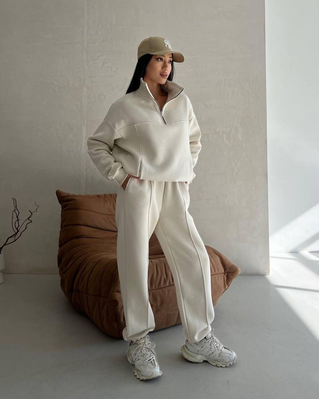 Essential Fleece Half-Zip Set – Minimal Luxe Comfort Y2K Winter Jogging Women Two Piece Set Female Zipper Coat Casual Pants Tracksuit Autumn Jacket Fashion Contrast Sport Wear Set