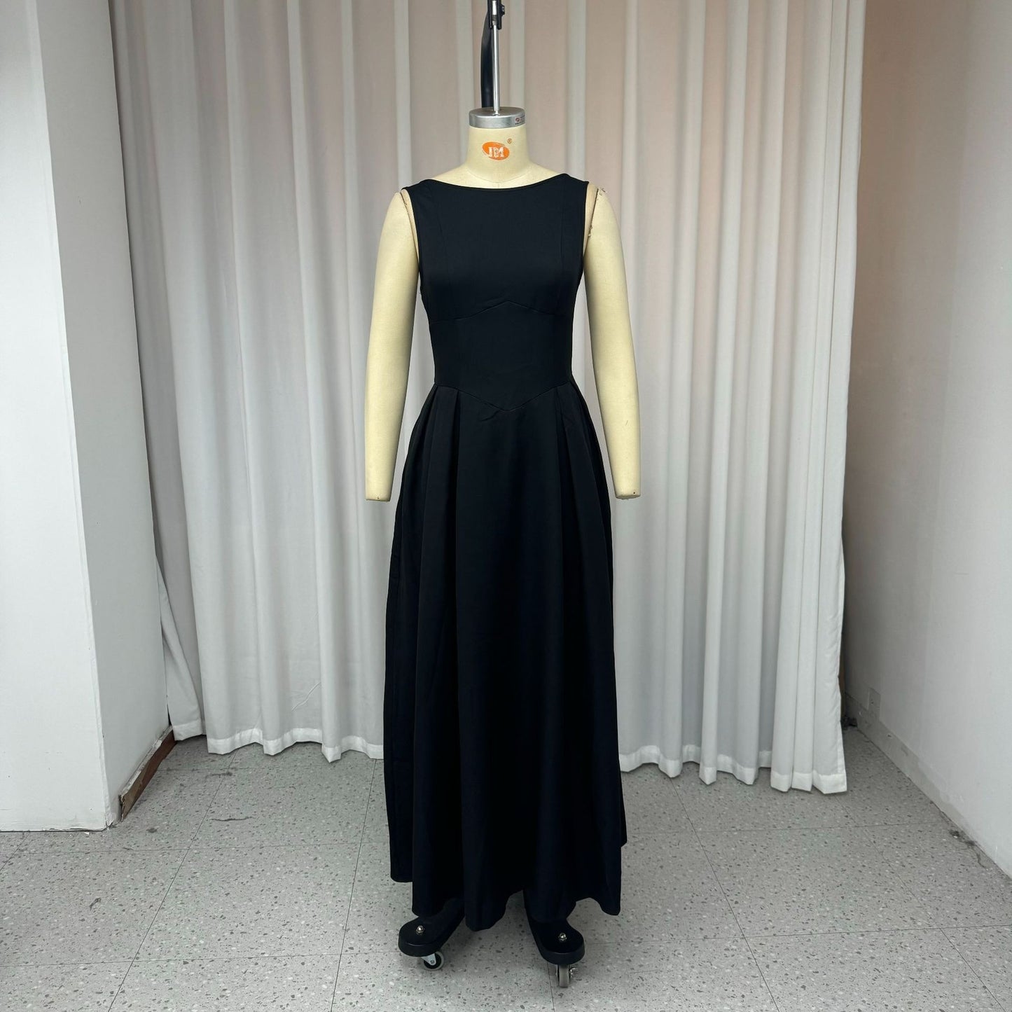 Sleeveless Solid Color Hollow-out Cinched Dress Women's