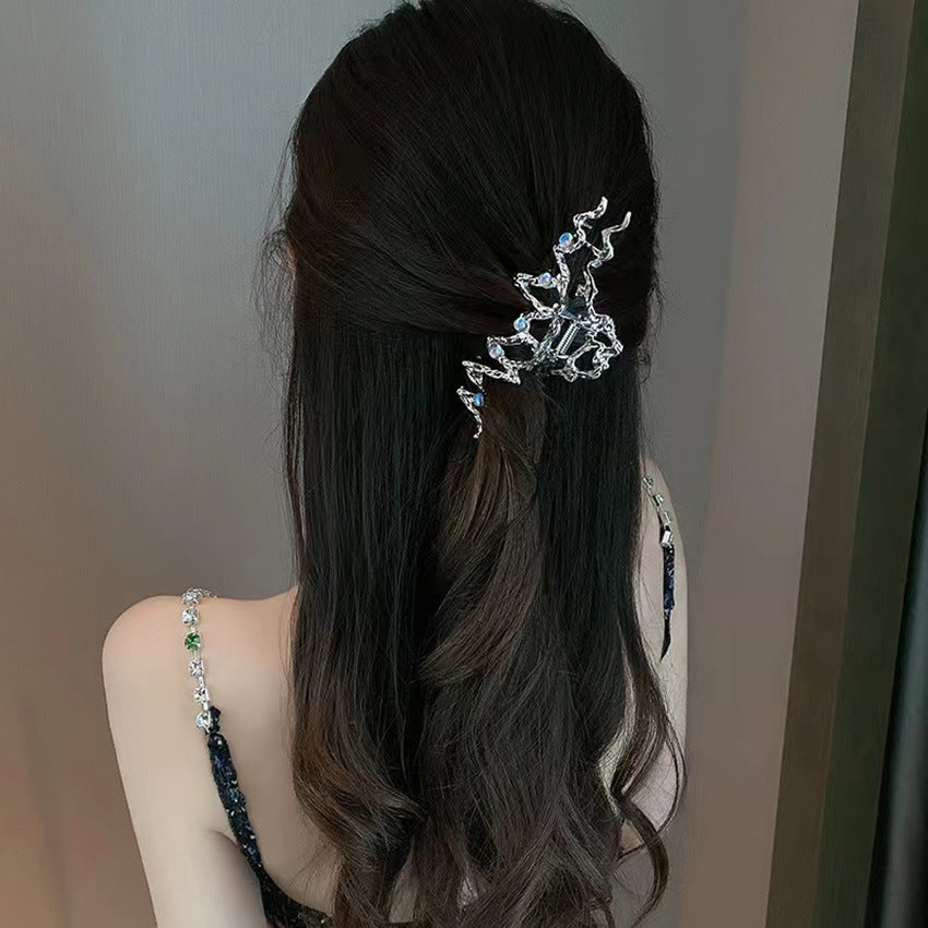 Elegant Statement Hair Clip for Updos Shark  Minority Personality Hair Accessories
