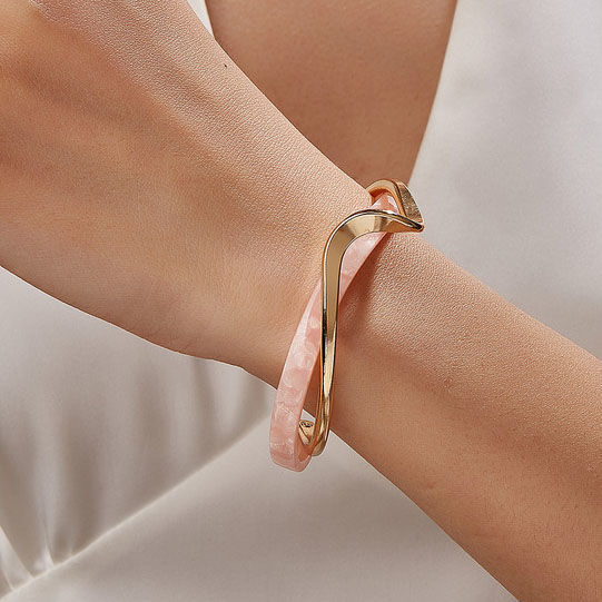 Modern Abstract Wave Cuff Bracelet - Minimalist Statement Metal White Shellfish Plate Bracelet For Women 2 Layers Design Light Luxury Female Fashion Jewelry Gifts