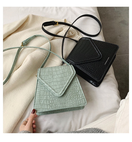Everyday Chic Croc Effect Mini Messenger Bag Everyday Chic Croc Effect Mini Messenger Bag Shoulder Bag Black Crossbody Bag