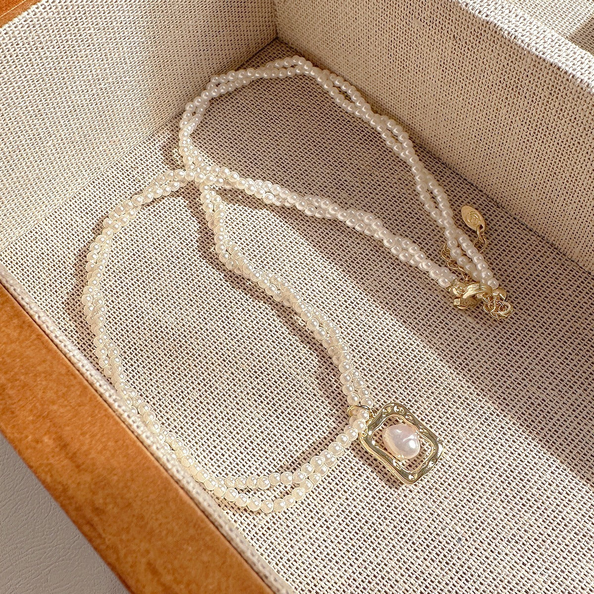 Niche Double Layer Twin Small Rice-shaped Beads Clavicle Temperament Entry Lux Fashion Necklace