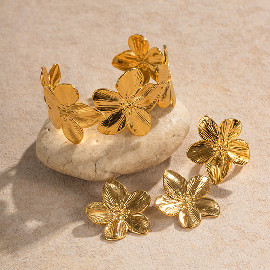 Golden Flower Ornament Suit Summer Beach Essential Special Interest Light Luxury Versatile Accessories New
