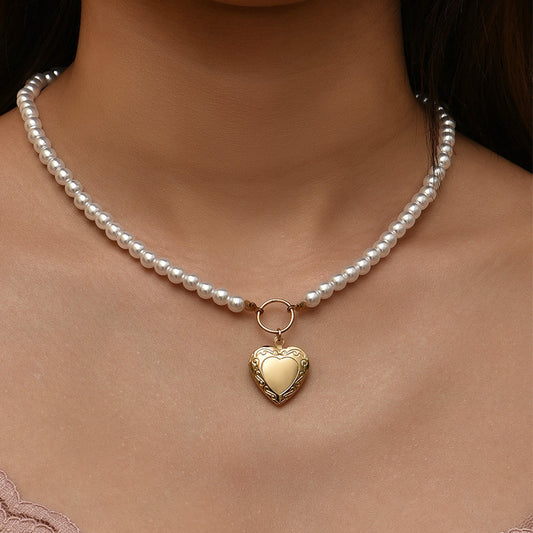 Romantic Pearl Heart Pendant Necklace – Vintage-Inspired Choker Fashion Necklace Cold Wind Clavicle Chain For Women's