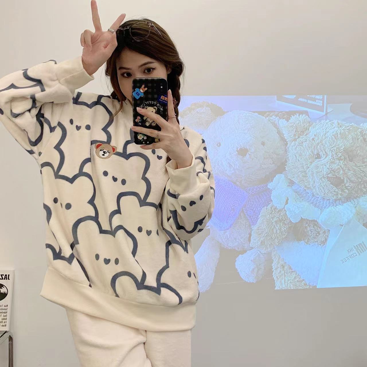 Cozy Bear Print Pajama Set - Soft Fleece Loungewear for Women Foreign Flannel Pajamas Suit Women