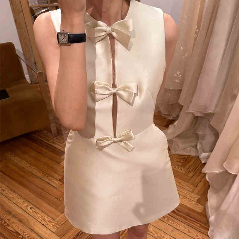 Cute & Stylish Sleeveless A-Line Dress with Unique Front Design Light Wedding Dress Satin Bride Engagement Gown Dress