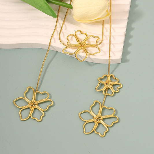 Retro Personalized Fashion Creative Alloy Flower Necklace