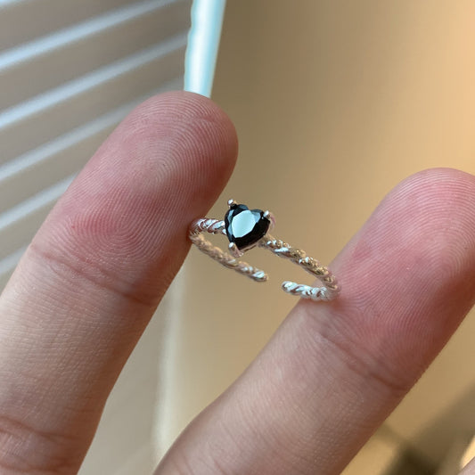 S925 Sterling Silver Black Zirconia Love Twist Ring For Women
