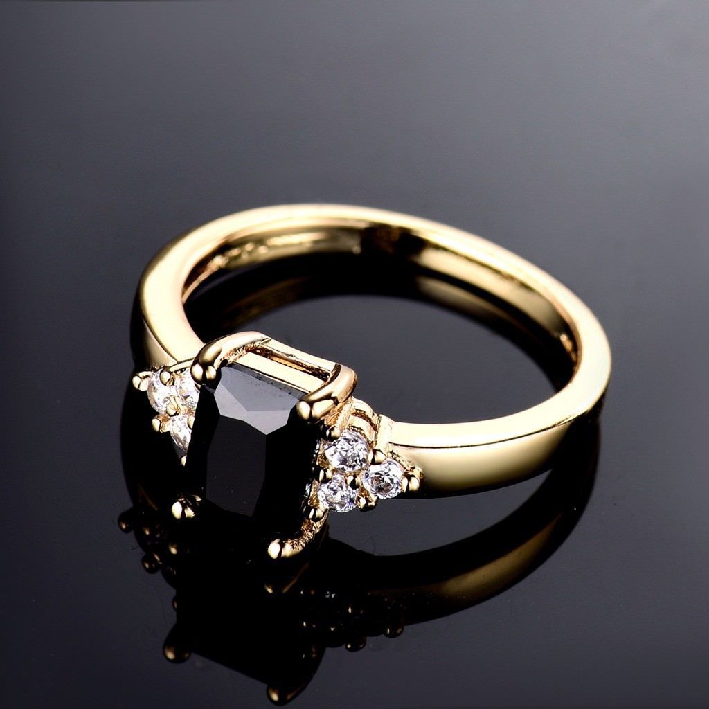 Luxurious Gold Tone Ring with Faceted Gemstone & Sparkling Side Stones Gold Plated-plated Simulated Zircon Female Ring