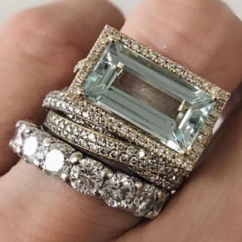 Luxurious Emerald Cut Aquamarine Ring - Diamond Halo Engagement Ring European And American High Sense Female Ring