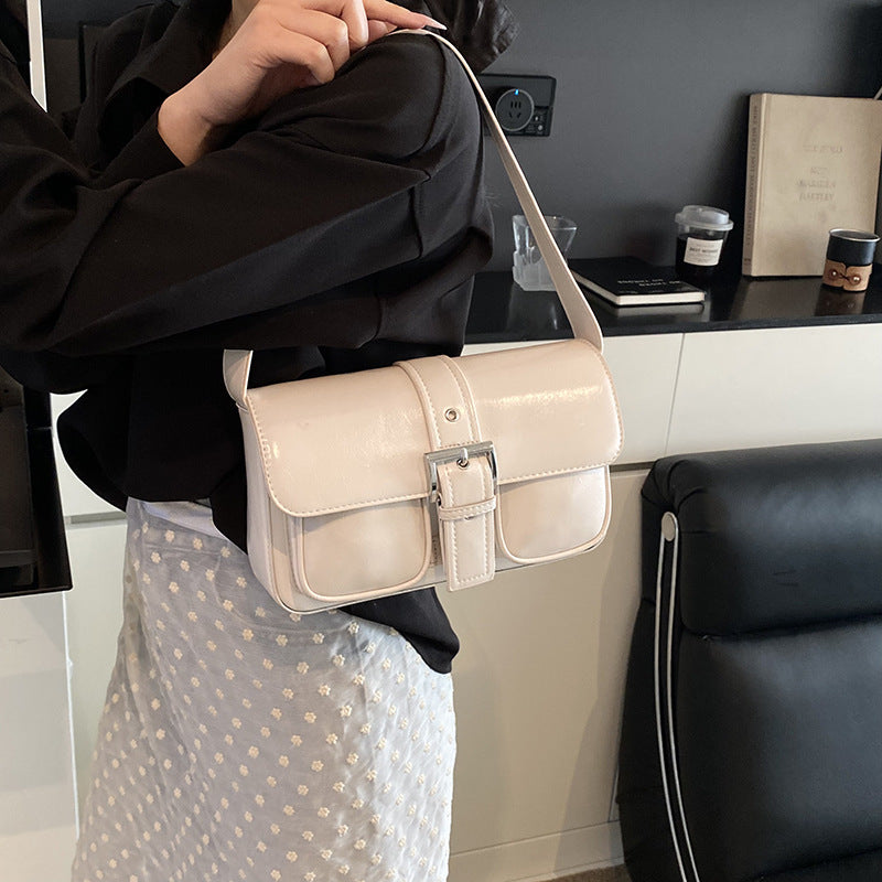 Retro Style Buckle Messenger Shoulder Bag with Front Pockets Simple Design Women's Bag Shoulder Fashion Handbag