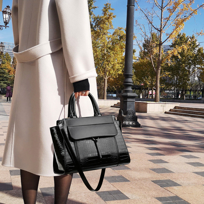 Elegant Black Croc-Embossed Top Handle Bag Women's New Fashion All Match Messenger Bag Large Capacity
