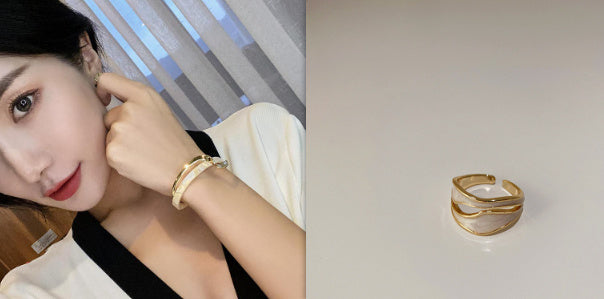 Modern Abstract Wave Cuff Bracelet - Minimalist Statement Metal White Shellfish Plate Bracelet For Women 2 Layers Design Light Luxury Female Fashion Jewelry Gifts